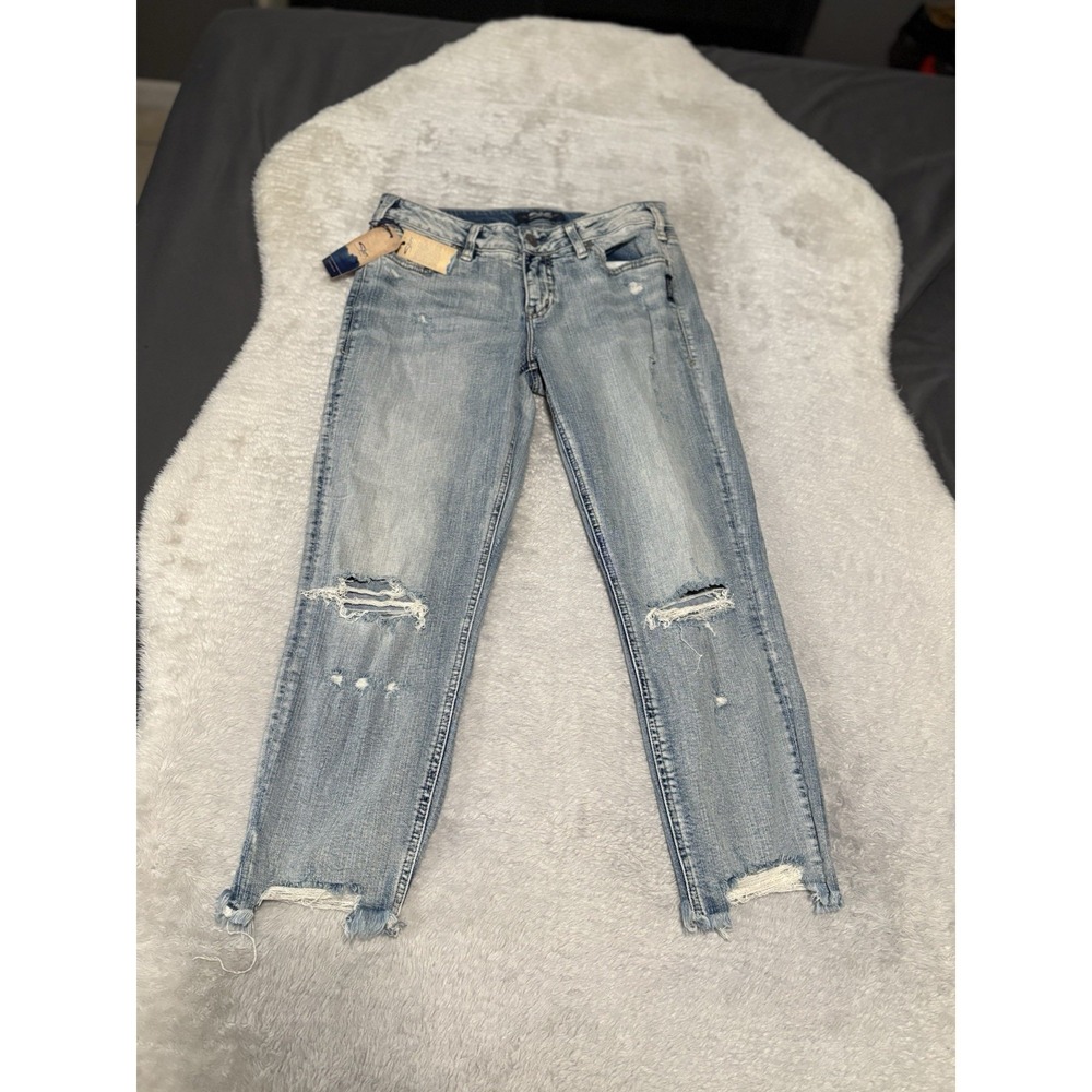 NWT Silver Jeans Aiko Slim Crop Womens‎ 29 L25 Distressed Denim Stretch